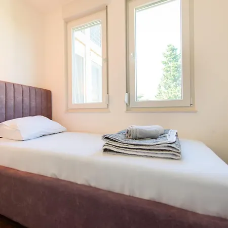 Apricus Apartament